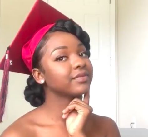 10 Graduation styles that will make you want to rock your hair for gra – Afrocenchix Graduation Hairstyles For Black Women, Grad Hairstyles, Graduation Hairstyles With Cap, Cap Hairstyles, Rock Your Hair, Afro Hair Care, Graduation Style, Graduation Hairstyles, Girls Natural Hairstyles