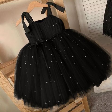 SIZE INFORMATION US Size (T=year old) Tag Size Bust/CM Length/CM 6-12M 80 25*2 50 18-24M 90 27*2 52 3T 100 29*2 55 4T 110 32*2 59 5T 120 33*2 63 1.Because of different measurement methods, Pls allow 2-3 cm error. 2.The color of the cloth may be different with the original primary for light effection.   Elegant Dress 1 Elegant Dress 2 Size: 9-12M=8024M=903T=1004T=1105T=120 Size: 9-12M=8024M=903T=1004T=1105T=120 Elegant Dress 10 Elegant Dress 11 Pink Toddler Dress, Tutu En Tulle, Wedding Evening Gown, Baby Pink Dresses, Baby Summer Dresses, Girls Communion Dresses, 1st Birthday Dresses, Girls Tulle Dress