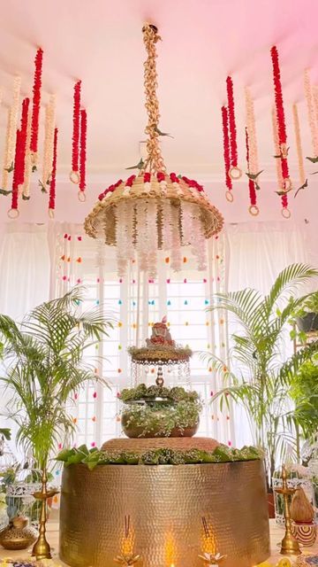 S U M M A T I on Instagram: "And that's how we decorated the ceiling 🥰 Removed the fan to affix Chhatri and attached garlands using masking tapes so that there is no damage to the ceiling It was our humble attempt to go eco-friendly and sustainable this time. We made Lots of parrots from coconut leaves to hang with garlands and displayed them at various places. Stay tuned to see more videos on other DIYs that we did for this setup. Thank you for your unconditional love and support always. My in Bappa Decoration Ideas, Ganpati Bappa Decoration Ideas, Best Ganpati Decoration At Home, Ganpati Bappa Decoration, Ganpati Decoration Theme Ideas, Bappa Decoration, Eco Friendly Ganpati Decoration, Ganpati Decoration Theme, Ganesh Chaturthi Decoration