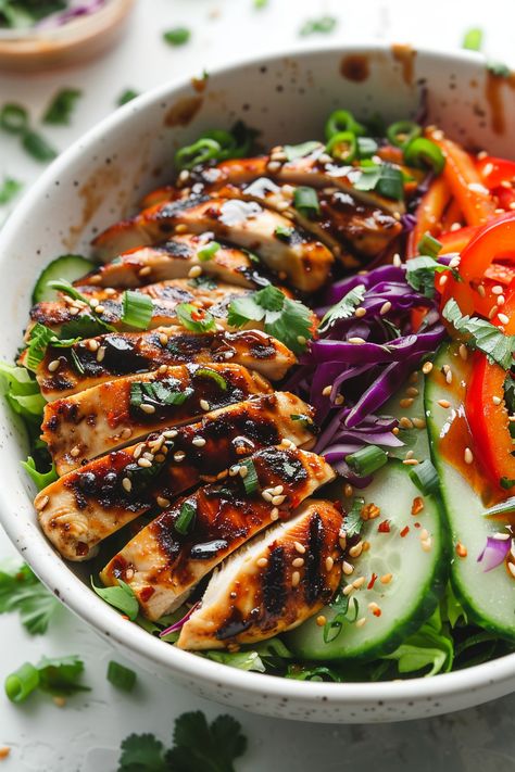 Mouthwatering Asian Keto Chicken Salad Recipe with Ginger Sesame Dressing #ketodiet #ketorecipes #lowcarb Chicken Sesame Salad, Asian Salad Bowl, Asian Salad With Chicken, No Salt Meals, Ginger Dressing Salad, Asian Ginger Salad, Healthy Chicken Salads, Healthy Asian Salad, Asian Salad Recipes