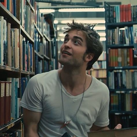 paige on Instagram: “tyler hawkins <3” Tyler Hawkins Remember Me, Remember Me Movie, Tyler Hawkins, Robert Pattinson Movies, Robert Pattinson Twilight, Robert P, Robert Douglas, Rob Pattinson, World Book Day