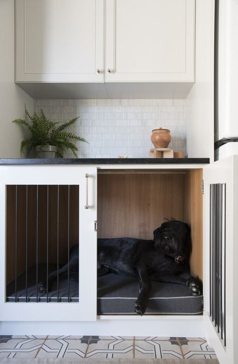 Built In Dog Bed, Dog Nook, Custom Dog Crate, Diy Pedestal, Diy Dog Crate, Room For Tuesday, Dog Spaces, Dog Room, Pet Spaces