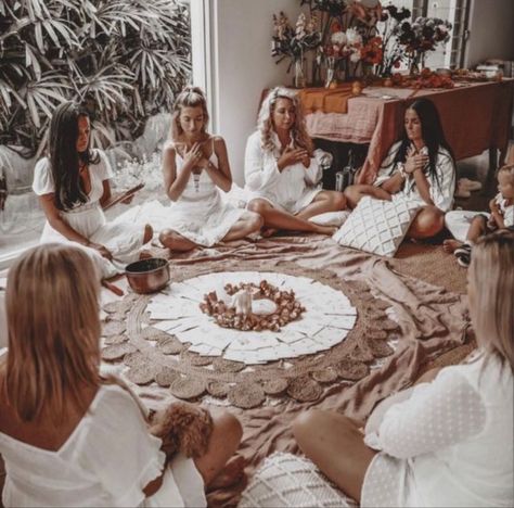 Sister Circle, Heal Your Soul, Christmas Posts, Healing Room, Sacred Circle, Women's Circle, Yoga Space, Baby Blessing, Zen Yoga