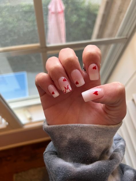 Valentines Day Nails Boyfriend Name, Valentines Day Nails Designs With Initial, Boyfriend Initial Nails Almond, Valentines Nails Designs With Initial, Christmas Nails With Bf Initial, Vday Nails With Initial, Acrylic Nails With Bf Initials Red, French Nails With Letters Initials, French Nails With Letter