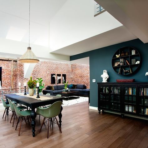 Dining Room Teal, Brick Living Room, Dining Room Paint Colors, Stylish Dining Room, Dining Room Paint, Teal Walls, Dining Room Colors, Room Paint Colors, Paint Colors For Living Room