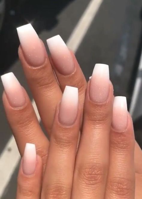 White Tip Nails, Unghie Sfumate, Kadeřnické Trendy, Short Coffin, Ombre Acrylic Nails, Dermal Piercing, Wedding Nails Design, Short Acrylic Nails Designs, Pink Nail