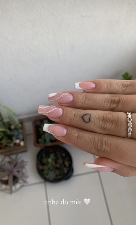 White Summer Nails Coffin, Coffin Acrilyc Nails, Prom Acrylics Coffin, Grad Nails Acrylic Almond, Pink And French Nails, Acrylic Nails Inspo Coffin, Detailed French Tip Nails, Classic Prom Nails, Simple Acyrilics Nails