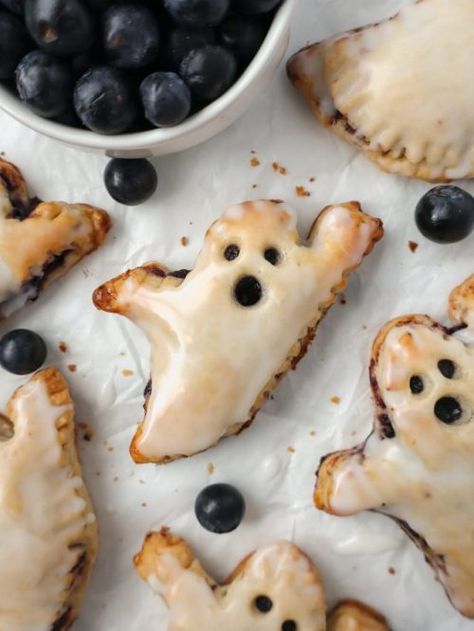 Blueberry Ghost Pies, Buttermilk Pie Crust, Halloween Pies, Simple Vanilla Icing, Fall Sweets, Boo Berry, Blueberry Filling, Buttermilk Pie, Pie Pops