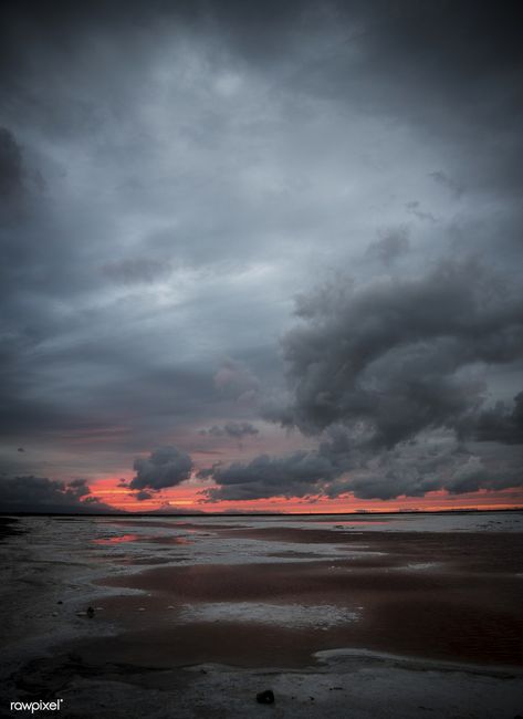 Dramatic sky and sunset over the water | free image by rawpixel.com Sky And Sunset, Photo Ciel, Stormy Sunset, Ocean Storm, Sea Pictures, Dramatic Sky, Sky Images, Stormy Sky, Clouds Photography