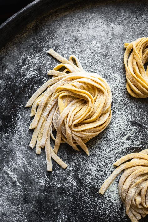 fresh made fettuccine | ful-filled.com #pasta #noodles #fettuccine #foodphotography Making Homemade Pasta, Kitchenaid Pasta, Pickled Red Onion, Pickled Onion, Whipped Goat Cheese, Pasta Noodle Recipe, Pasta Roller, Pasta Bar, Making Pasta