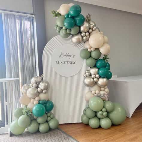 Christening balloon display for Bobby 🌿 Our ripple backdrop out this weekend in green shades 🫶🏼 Pop us a message to book your event balloons with us 💌 • #ripplebackdrop #christeningballoons #greenballoons #prestonballoons #crostonsportsclub #balloondisplay #balloonarch #balloonbackdrop Christening Balloon Decorations, Round Backdrop With Balloons, Ripple Backdrop, Christening Backdrop, Baby Dedication Party, Diy Ballon, Christening Balloons, Event Balloons, Christening Ideas