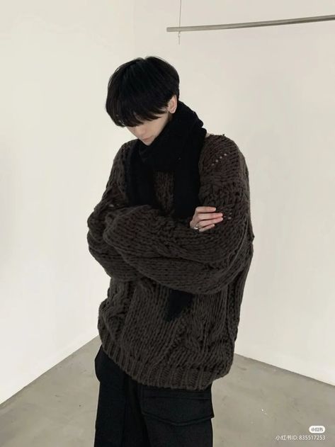 Korean Street Fashion Men, Sweater Outfits Men, Turtle Neck Men, Baggy Sweaters, Outfit Korean, Relaxed Outfit, Street Style Outfits Men