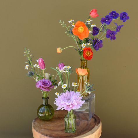 Colorful Flowers in a Bud Vase | Same Day Delivery — The English Garden Centerpieces For Thanksgiving, Easy Centerpieces, Jewel Tone Wedding Theme, Chuppah Flowers, Bud Vases Wedding, Bud Vases Arrangements, Bud Vase Centerpiece, Bud Vases Flowers, Bright Wedding Flowers