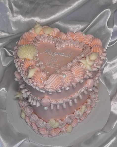 Mer-made in 1995🧜🏼‍♀️🐚 • • • #vintagecake #heartcakes #mermaidcore #occakes #lacakes #orangecountycakes Shell Cake, Heart Birthday Cake, Heart Cakes, Mermaid Pink, Vintage Food, Mermaid Cakes, Girl Dinner, Heart Cake, Cool Birthday Cakes