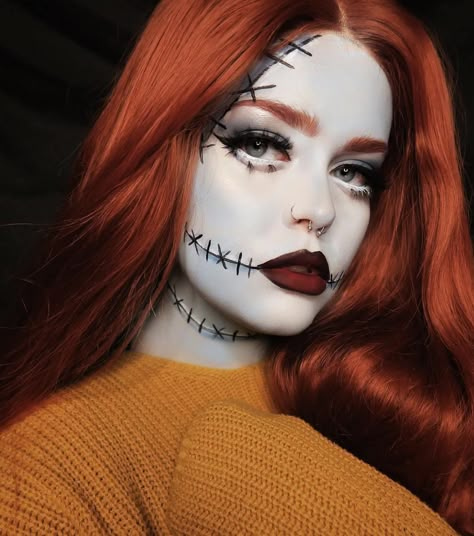 Sally Makeup, Ideas Disfraz, Comiccon Cosplay, Beautiful Halloween Makeup, Spooky Makeup, Prosthetic Makeup, Halloween Makeup Diy, Halloween Things, Cool Halloween Makeup