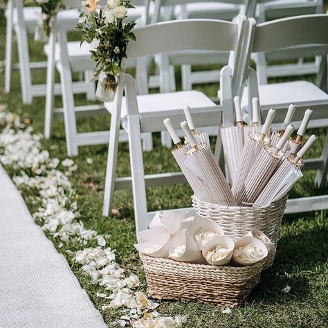 Parasol Wedding, Photo Mood, Ceremony Chairs, Garden Estate, Umbrella Wedding, Hidden Garden, Waterfront Restaurant, Engagement Ceremony, Waterfront Wedding