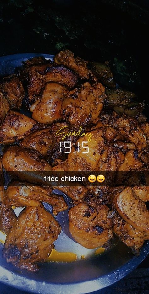 food snapchat Chicken Snap, Evening Snacks Indian, Evening Snacks, Indian Snack Recipes, Indian Snacks, Snap Food, Indian Food Recipes Vegetarian, Food Snapchat, Foodie Travel