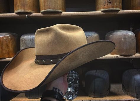 Hand Distressed "Ranch Ready™" French Tan with Fort Worth Mule Kick and Howdy Ma'am's WEAR your #HATitude™ Greeley Hat Works, Cowboy Hat Styles, Western Stuff, Cowboy Stuff, Hat Styles, Western Hats, Cowgirl Hats, Handmade Hat, Cow Girl