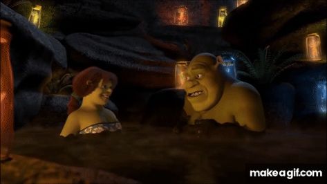 Shrek 2 Fart on Make a GIF Shrek E Fiona, Fiona Y Shrek, Fiona Shrek, Wedding Dress Costume, Princess Fiona, Cartoon Gifs, Fairy Godmother, Make A Video, Popular Movies