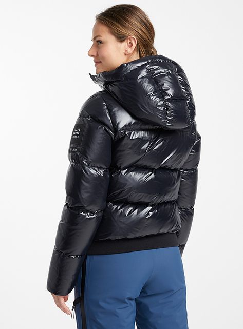 Moment shiny cropped puffer jacket | Peak Performance | Shop Women's Outdoor Clothing Online | Simons Luxury Outerwear, Winter Attire, Puffer Jacket Women, Ski Suits, Puffy Jacket, Black Puffer, Down Parka, Down Jackets, Shell Jacket