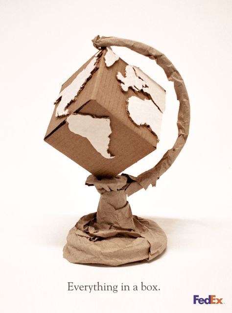 Cardboard Art Sculpture, Cardboard Design, Cardboard Sculpture, Earth Globe, Idee Cosplay, Seni Origami, Cardboard Art, Easy Diy Art, Furniture Plans Free