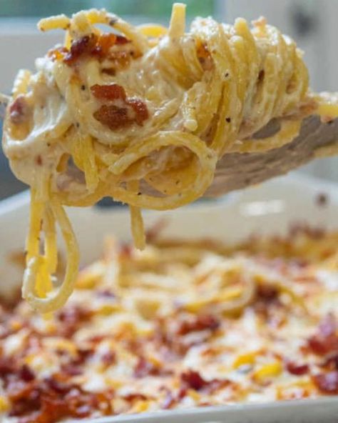 Cream Cheese Baked Spaghetti, Cheese Baked Spaghetti, Cooking Panda, Bacon Soup, Cheese Baked, Pasta Dinners, Pasta Dinner Recipes, Baked Spaghetti, Spaghetti Recipes