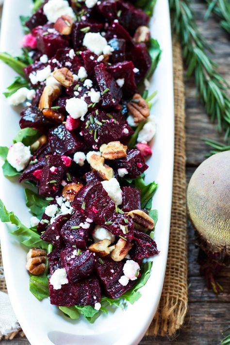 A roasted beet recipe filled with goat cheese, pecans, rosemary and thyme. It is gluten free and vegetarian! Roasted Beets With Goat Cheese, Beets With Goat Cheese, Roasted Beet Salad, Lunch Wraps, Beet Recipes, Winter Vegetables, Roasted Beets, Beet Salad, Deilig Mat