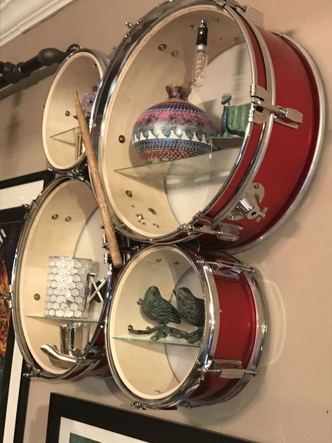 Drum Room Decor, Repurposed Drums, Repurposed Instruments, Instrument Furniture, Drum Decor, Rock And Roll Room, Music Themed Rooms, Music Furniture, Music Bedroom