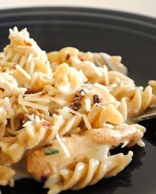 White Cheddar Chicken Pasta, Cheddar Chicken Pasta, Crockpot Italian, Italian Chicken Crockpot, Resep Pasta, Cheddar Chicken, Crock Pot Recipes, Diner Recept, Pot Ideas