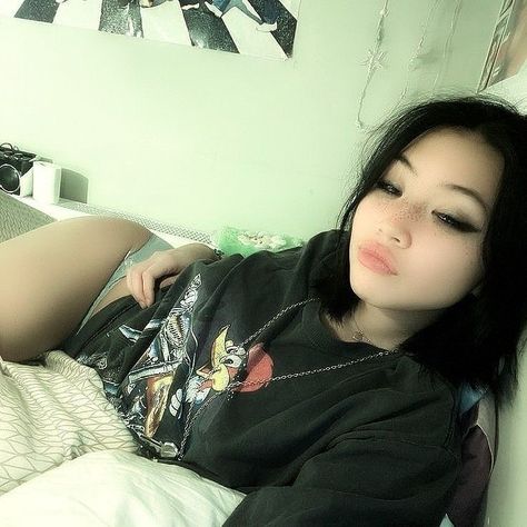 Pfp Asian, Asian Girl Pfp, Girl Pfp, More Photos, A Woman, The World, Wall, Beauty