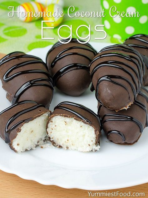 Coconut Cream Eggs Recipe, Coconut Cream Eggs, Sweet Treats To Make, Homemade Coconut Cream, Easter Candy Recipes, Easter Sweet Treats, Cream Eggs, Easter Egg Cookies, Peanut Butter Eggs