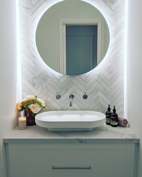 Check out this gorgeous feature wall created using our marble look Calacutta Herringbone Mosaic. 😍 Marble subway mosaics bring a distinctive style to bathrooms and are sophisticated, subtle and incredibly versatile! Head to our website to get inspo for your next reno today 🤩 📸: @nancovskihomes #beaumonttiles #bathrooms #subwaytiles #marblelooktiles Mosaic Feature Wall Bathroom, Herringbone Wall Tiles Bathroom, Bathroom Ideas With Feature Wall, Herringbone Bathroom Wall Tile, Marble Feature Wall Bathroom, Feature Wall Ideas Bathroom, Feature Tile Wall Bathroom, Herringbone Feature Wall Bathroom, Bathroom Herringbone Tile Wall