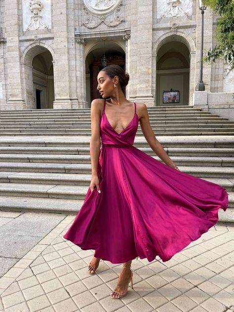 Wedding Guest Dress Small Bust, Berry Color Dress, Magenta Cocktail Dress, Berry Pink Bridesmaid Dresses, Magenta Wedding Guest Dress, Deep Pink Bridesmaid Dresses, Fuchsia Dress Outfit Wedding, Pink Silk Dress Outfit, Fucsia Dress Outfit Wedding