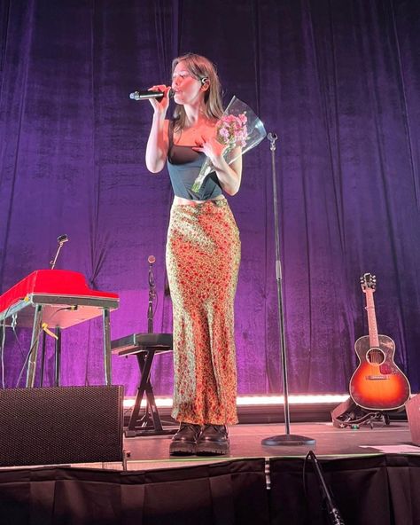 Gracie Abrams Nation on Instagram: “Gracie on stage tonight in Denver, CO. (via @officialsourtour's story)” Gracie Abrams, Concert Fits, Blair Waldorf, Outfit Inspo Fall, Outfits Aesthetic, On Stage, Concert Outfit, I Dress, Aesthetic Clothes