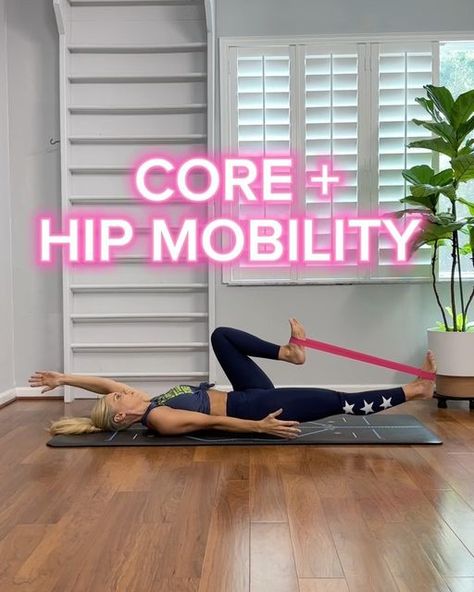 Love Core, Mobility Training, Hip Exercises, Band Exercises, Be Flexible, Hip Mobility, Core Exercises, Mobility Exercises, Diastasis Recti