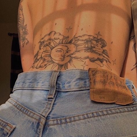 Bauch Tattoos, Inspiration Tattoos, Dope Tattoos For Women, Stylist Tattoos, Back Tattoo Women, Dainty Tattoos, Spine Tattoos, Aesthetic Tattoo, Dream Tattoos