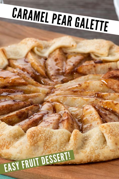 Christmas Galette Recipe, Apple Pear Gallette Recipe, Whole Pear Desserts, What Can You Do With Fresh Pears, Pear Galette Easy, Apple And Pear Galette, Apple Pear Galette Recipe, Simple Pear Tart, Pear Apple Dessert