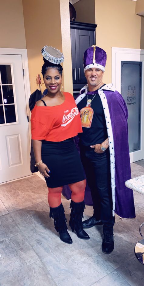 Crown And Coke Halloween Costume, Coca Cola Halloween Costume, Coca Cola Costume, Beer Pong Costume, Olive Oyl Costume, Easy Diy Couples Costumes, Fairly Odd Parents Costume, Batman And Robin Costumes, Couples Costumes For Halloween