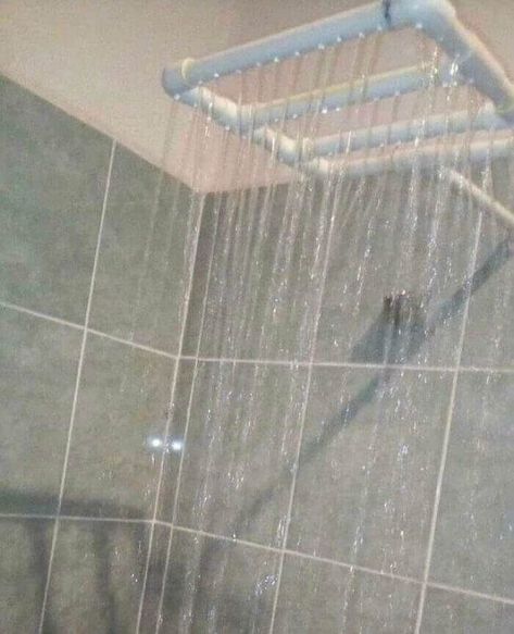 Red Neck Hot Tub, Pallet Stairs, Home Alarm System, Laundry Solutions, Tape Painting, Diy Shower, Doing Laundry, Copper Pipe, Rain Shower Head