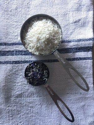 This week on the blog my craft is a simple yet beautiful Lavender Rice Bag which would make the perfect gift for a loved one or treat for yourself...x What To Make With Rice, Lavender Rice, Lavender Crafts, Rice Pack, Wheat Bag, Glutinous Rice Flour, Rice Bag, Rice Powder, Rice Bags