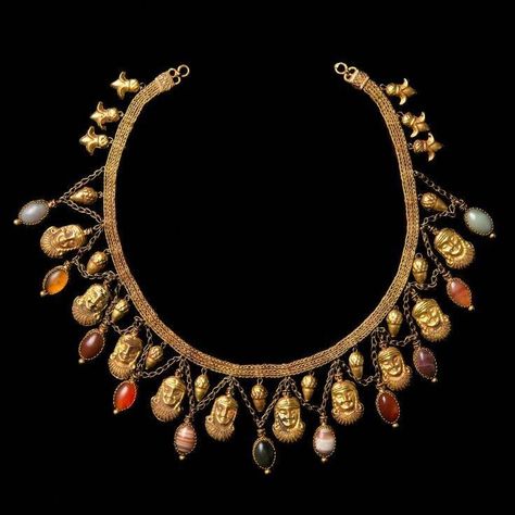 Ancient Chinese Jewelry Archaeological taste necklace from the XIX century Ancient Chinese Jewelry, Imperiul Roman, Etruscan Jewelry, Ancient Jewels, Roman Jewelry, Ancient Jewellery, Chinese Jewelry, Historical Jewellery, Medieval Jewelry