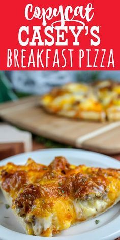 Caseys Breakfast Pizza, Egg Pizza Breakfast, Breakfast Pizza Recipe, Cooking Bacon, Bacon Breakfast, Breakfast Pizza, Breakfast Recipes Casserole, Breakfast Items, How To Make Breakfast