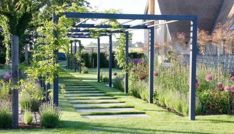 Grey Pergola, Pergola Walkway, Arch Pergola, Pergola Modern, Steel Pergola, Building A Pergola, Modern Pergola, Pergola Attached To House, Pergola Design