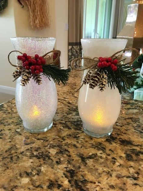 Snowman Centerpieces Diy Table Decorations, Christmas Flower Vase Ideas, Glass Vase Christmas Centerpiece, Christmas Diy Centerpieces Dollar Stores, Diy Christmas Vase Ideas, Diy Xmas Centerpieces, Dollar Tree Christmas Candle Holder Diy, Christmas Centerpieces Diy Dollar Stores, Cheap Christmas Centerpieces