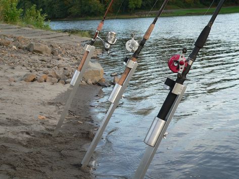 Bank Fishing Rod Holders, Bank Fishing, Fishing Tricks, Fishing Rod Holders, Rod Holders, Bass Fishing Lures, Kayak Accessories, Fishing Diy, Fishing Rod Holder