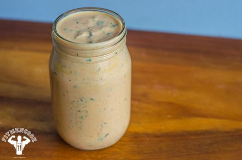 Sriracha Yogurt Dressing & Sandwich Spread Recipe - FMC Low Calorie Sandwich, Yogurt Sandwich, Sandwich Spread Recipes, Cooked Cucumber, Sandwich Spreads, Fitness Meal Prep, Greek Yogurt Dressing, Fit Men Cook, Cooking App