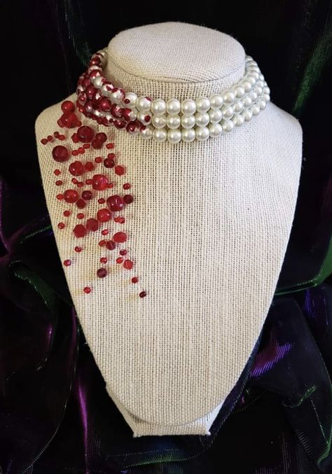 Bloodwork Jewelry, Blood Jewel Dress, Blood Jewelry Diy, Blood Accessories, Blood Jewelry, Vampire Accessories, Blood Necklace, Lizzie Hearts, Mode Costume