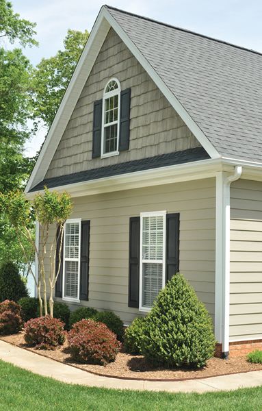 Composite Siding Home Gallery - Everlast Advanced Composite Siding Vinyl Siding Homes Exterior, Vinyl Siding Ideas Exterior Farmhouse, Farmhouse Vinyl Siding, Vinyl Shake Siding Exterior, Exterior Vinyl Siding Color Schemes, Vinyl Siding Color Schemes, Clay Vinyl Siding, Vinyl Siding Ideas Exterior, Exterior Vinyl Siding Colors