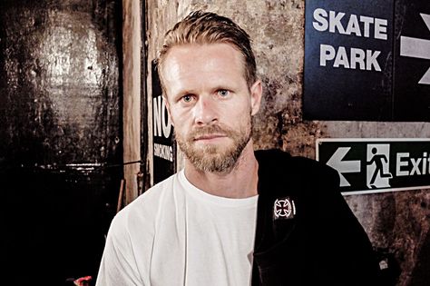 Anthony Van Engelen Anthony Van Engelen, Andy Anderson Skateboard, Small Game Rooms, Skate Style, Game Rooms, Skate Park, Skateboarding, Skateboard, Van