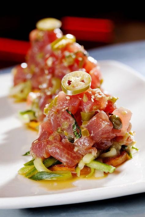 tuna ceviche                                                                                                                                                                                 Más Best Tuna Poke Bowl Recipe, Tuna Ceviche Recipe, Ceviche Tacos, Tuna Crudo, Ceviche Recipes, Tuna Ceviche, Cibo Asiatico, Ceviche Recipe, Tuna Recipes